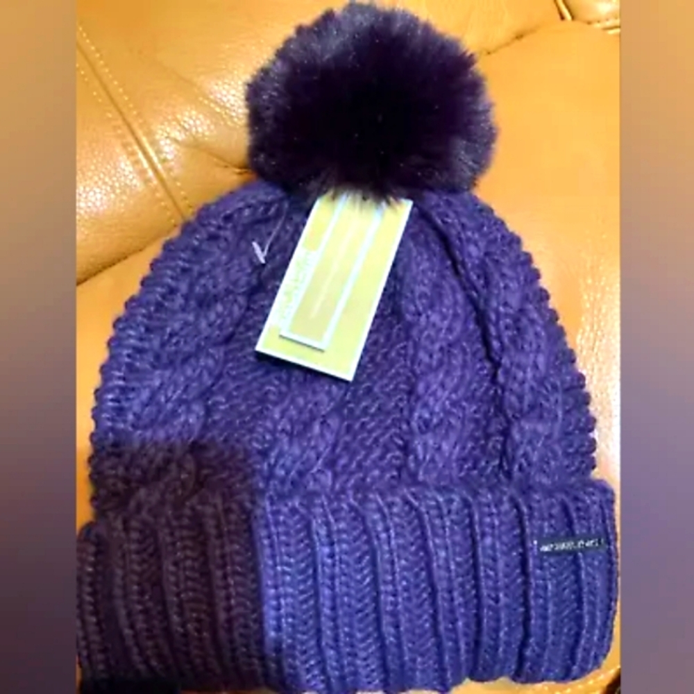 MK hat